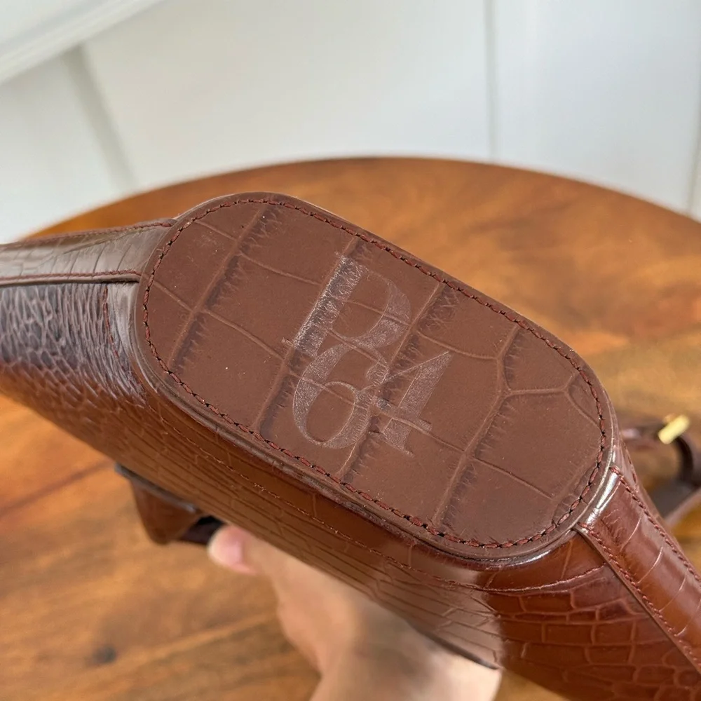 Paris / 64 MINI LUMIÈRE Croc-Embossed Bag
